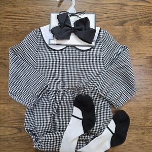 Black and White Houndstooth Baby Outfit with Bow